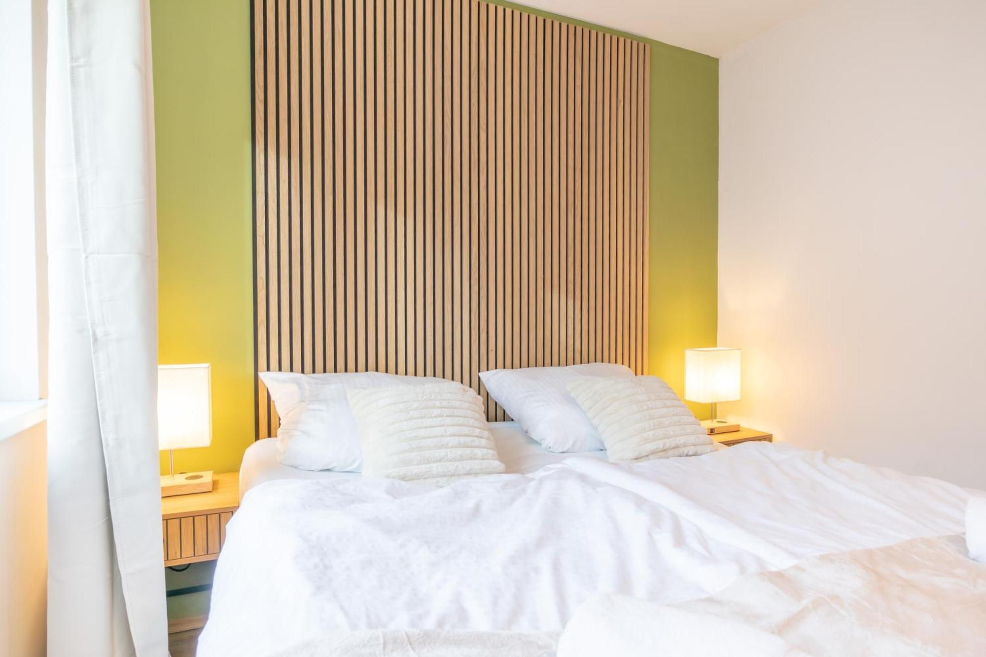 Appartamento Charming 1Br, Steps From Reumannplatz U1 Vienna Esterno foto