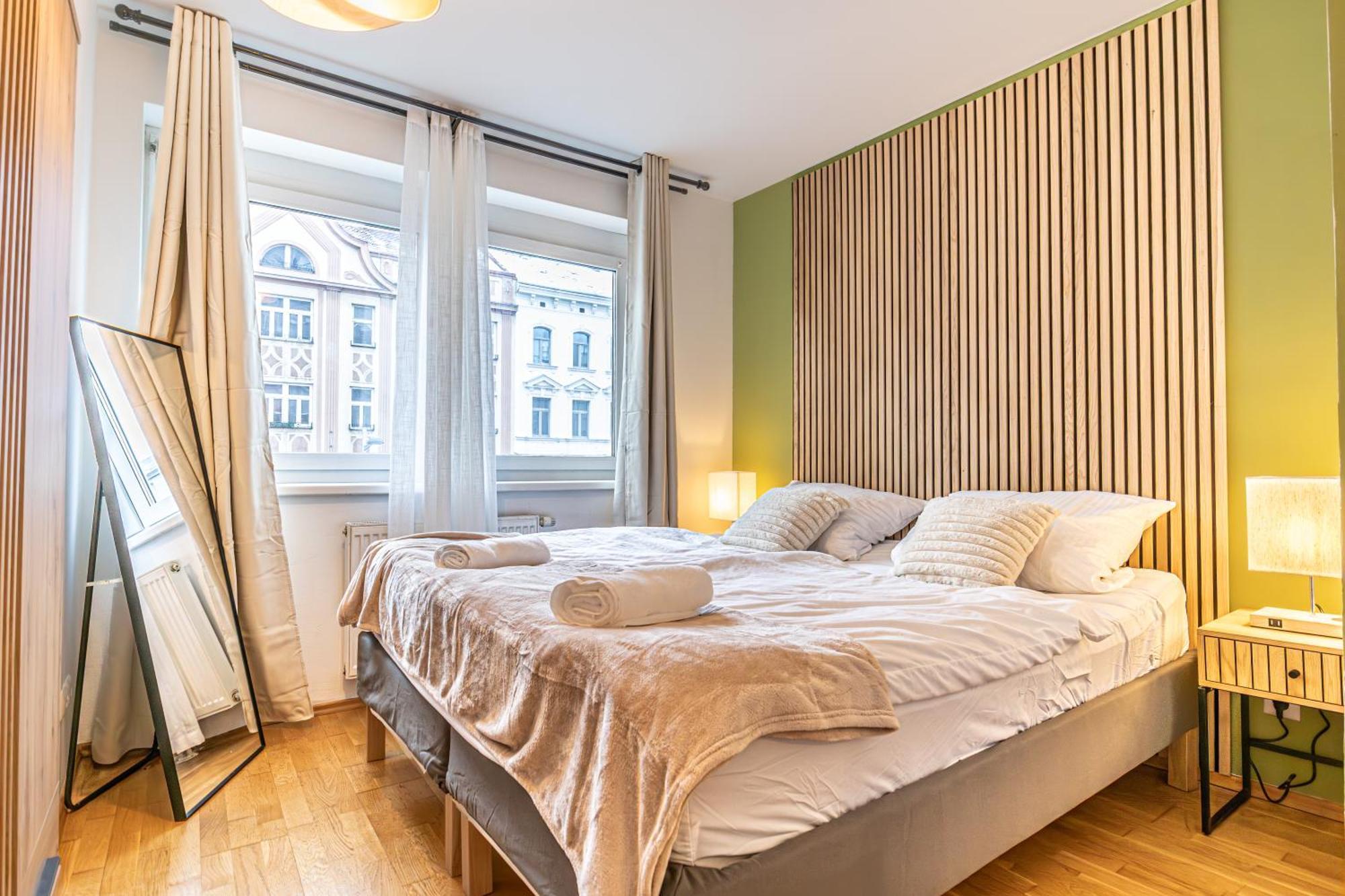 Appartamento Charming 1Br, Steps From Reumannplatz U1 Vienna Esterno foto